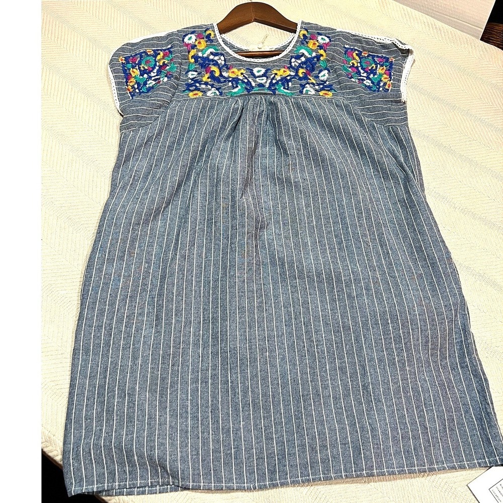 Entro Mexican Shift Mini Dress Blue Floral Embroidery Crochet Lace Womens Medium - Picture 3 of 7